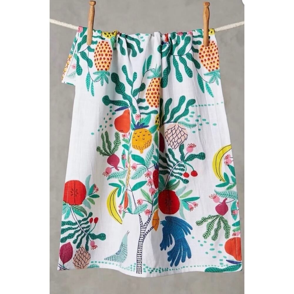 Anthropologie Fruit Tree Dish Towel NWT 21x28 Very rare